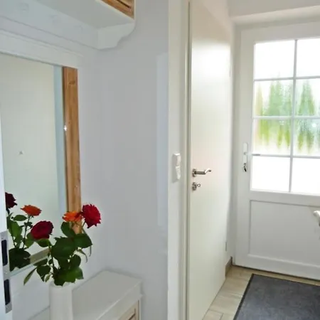 Holiday home Mittsommer Eilsum